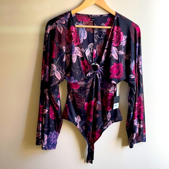 NWT (M) kimono bodysuit with Tiger silver horse shoe ruchedbust fitted Dawn rose - Picture 2 of 12
